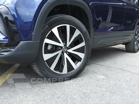 TAOS 1.4 250 TSI TOTAL FLEX HIGHLINE AUTOMÁTICO