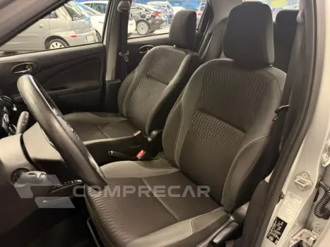 ETIOS 1.5 X PLUS 16V FLEX 4P AUTOMÁTICO