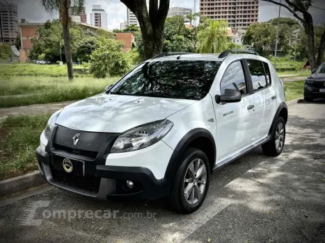 Renault SANDERO 1.6 SL STEPWAY RIP CURL 16V FLEX 4P MANUAL 4 portas