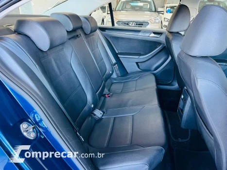 JETTA 2.0 COMFORTLINE 120CV FLEX 4P TIPTRONIC