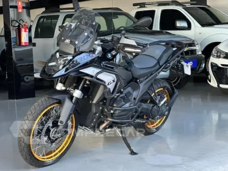 BMW R1300GS TRIPLE BLACK