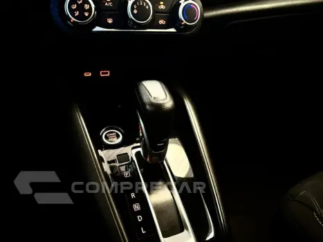 KICKS ADVANCE CVT