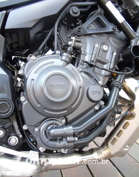 YAMAHA MT-07 CONNECTED ABS