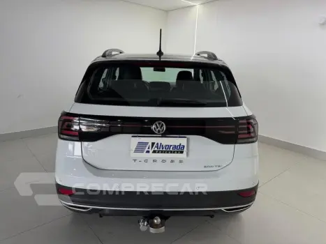 T CROSS TSI AD