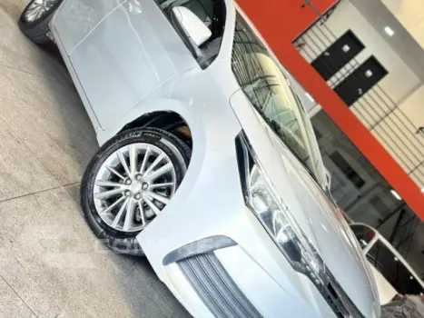 COROLLA - 1.8 GLI UPPER 16V 4P AUTOMÁTICO