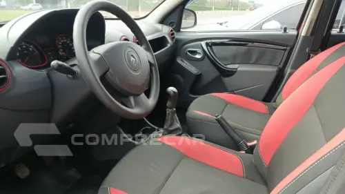 SANDERO