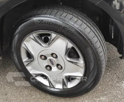 FIESTA 1.6 MPI Class Hatch 8V