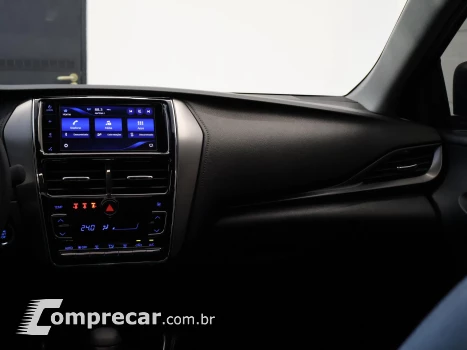 YARIS 1.5 16V Sedan XLS Multidrive