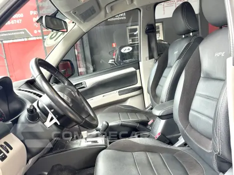 PAJERO 3.2 HPE 4X4 7 LUGARES 16V TURBO INTERCOOLER DIESEL 4P