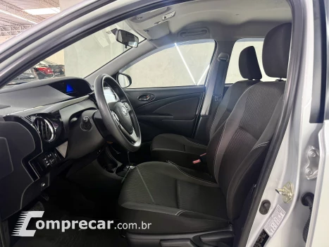 ETIOS 1.5 X Plus Sedan 16V