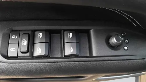 COMPASS 1.3 T270 TURBO FLEX LONGITUDE AT6