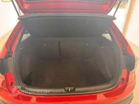 Nivus Highline 1.0 200 TSI Flex Aut.