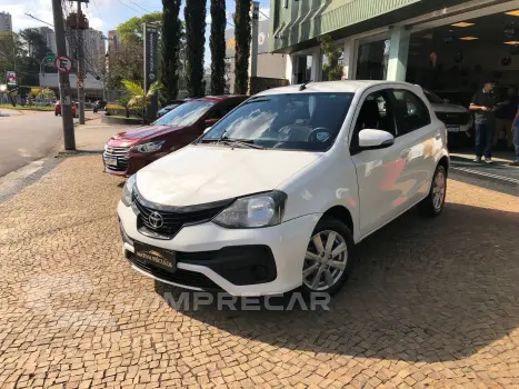 Toyota Etios 1.5 X Plus 16V Flex 4P Automático 4 portas