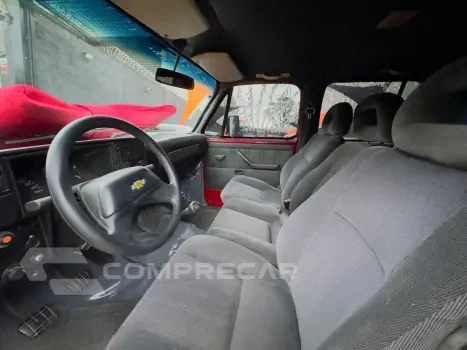 Veraneio 4.0 4P DIESEL CUSTOM S CABINE DUPLA