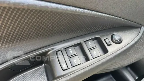 ONIX 1.0 Turbo Plus LTZ