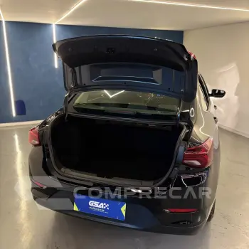 ONIX SEDAN Plus LT 1.0 12V Flex 4p Mec.