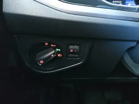 NIVUS 1.0 200 TSI TOTAL FLEX COMFORTLINE AUTOMÁTICO