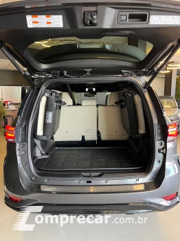 HILUX SW4 2.8 SRX Diamond 4X4 7 Lugares 16V Turbo Intercoole