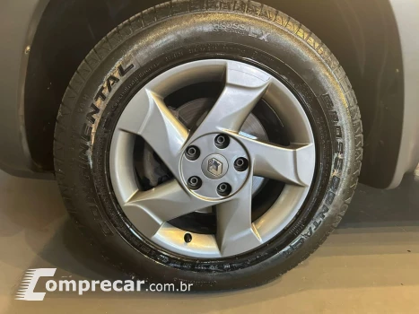 DUSTER TECHROAD 2.0 Hi-Flex 16V Aut.