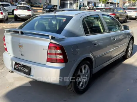 ASTRA HATCH - 2.0 MPFI ADVANTAGE 8V 4P MANUAL