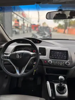 CIVIC 1.8 LXL 16V