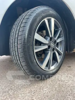 VERSA 1.6 16V Unique