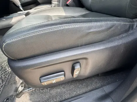 Toyota Hilux SRV CD 4x4 Diesel TDI AT