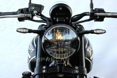 TRIUMPH TRIDENT 660