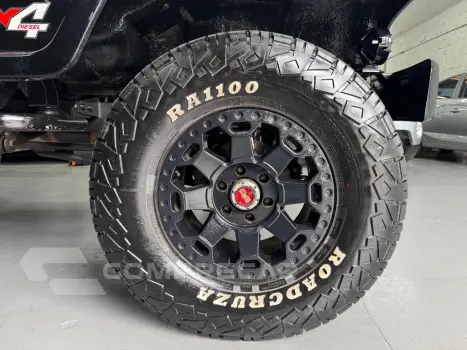 T-4 4x4 3.0 TB Int. Cap. Rígida Diesel
