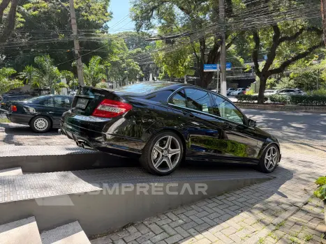 C 63 AMG 6.3 Sedan V8