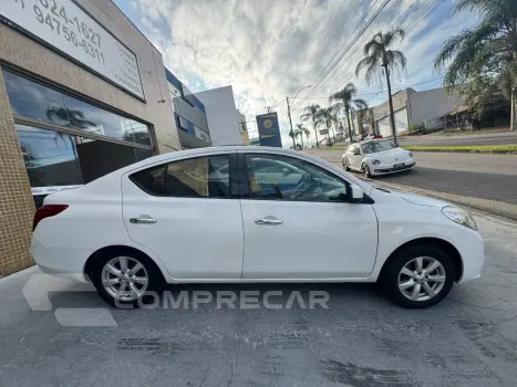 VERSA SL 1.6 16V Flex Fuel 4p Mec.