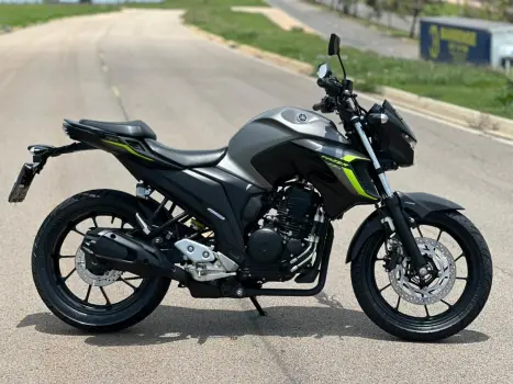 FZ25 FAZER