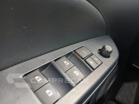 YARIS SEDAN - 1.5 16V SEDAN XS CONNECT MULTIDRIVE