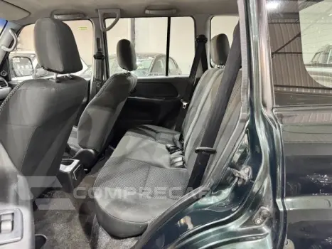 PAJERO TR4 - 2.0 4X4 16V 4P MANUAL