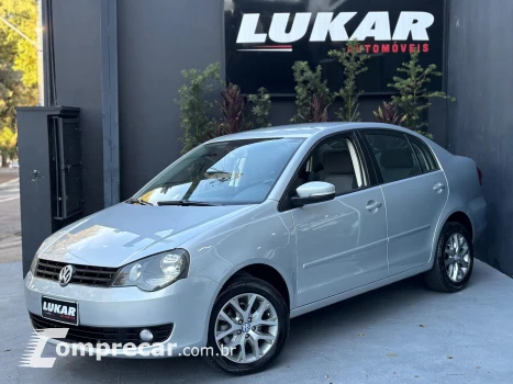 Volkswagen POLO SEDAN 1.6 MI 8V 4 portas