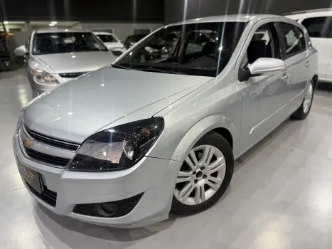 VECTRA 2.0 MPFI GT HATCH 8V FLEX 4P MANUAL