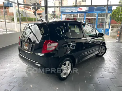 FIT 1.4 LX 16V FLEX 4P AUTOMÁTICO