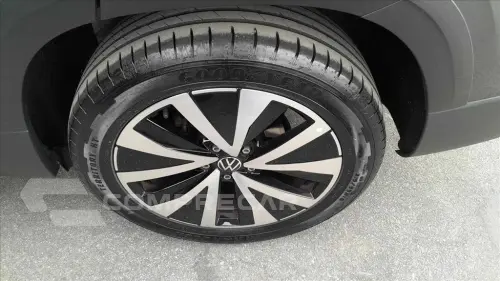 TAOS 1.4 250 TSI TOTAL FLEX COMFORTLINE AUTOMÁTICO