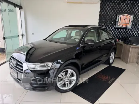Audi Q3 2.0 TFSI Ambition Quattro S Tronic 4 portas