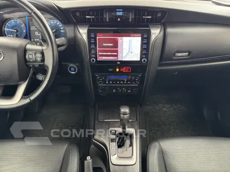 HILUX SW4 2.8 D-4d Turbo SRX 7L 4X4