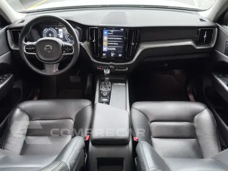 XC60 2.0 D5 DIESEL MOMENTUM AWD GEARTRONIC
