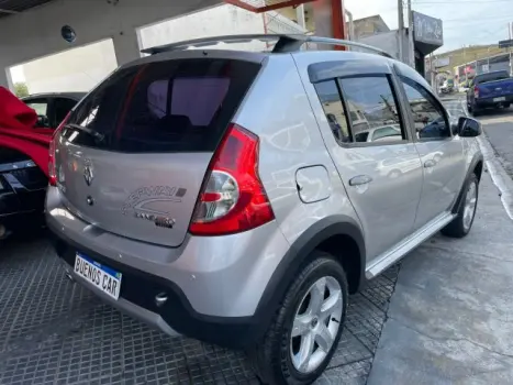 SANDERO - 1.6 STEPWAY 16V 4P MANUAL