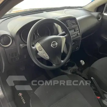 VERSA SL 1.6 16V Flex Fuel 4p Mec.