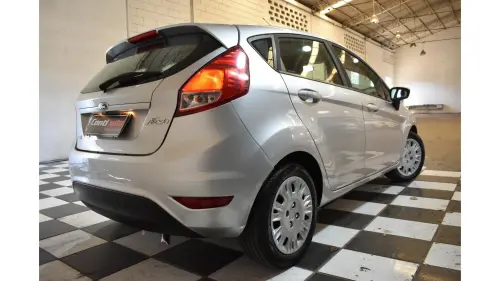 FIESTA HATCH - 1.5 S HATCH 16V 4P MANUAL