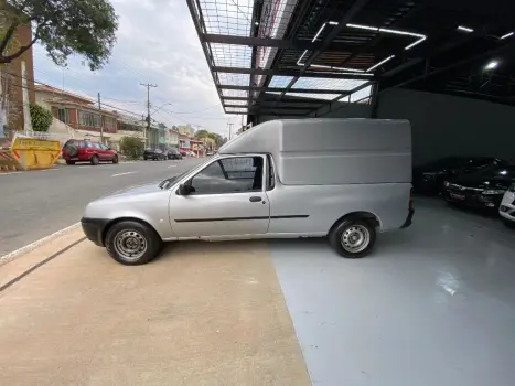 Courier 1.6 L/ 1.6 Flex