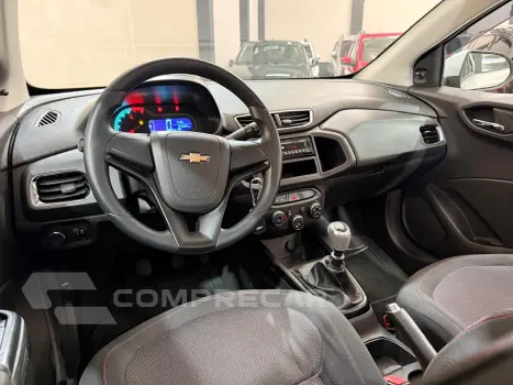 Onix Hatch 1.4 4P FLEX LT