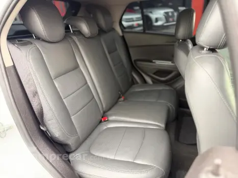 TRACKER LT 1.8 16V Flex 4x2 Aut.