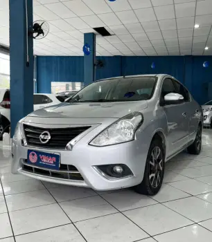NISSAN VERSA 1.6 SL 16V 4 portas
