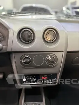 CELTA 1.0 MPFI Life 8V