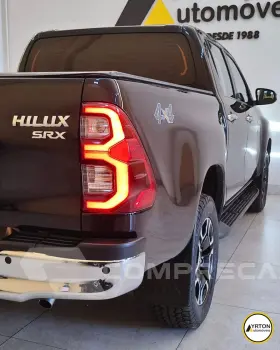 Hilux Caminhonete 2.8 16V SRX 4X4 DIESEL CABINE DUPLA AUTOMÁ